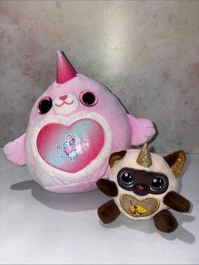 Eggzania Frozen Mania by ZURU, Collectible Plush Toy Seal Glacia & kittycorn